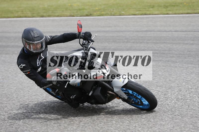 /Archiv-2025/22 06.06.2025 DISCOVER the BIKE ADR/Bike 2 gelb/72